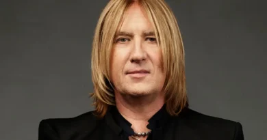 01 de agosto de 1959 nace Joe Elliot (Def Leppard)