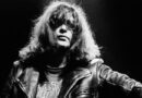 15 de abril de 2001. Muere  »Joey Ramone»